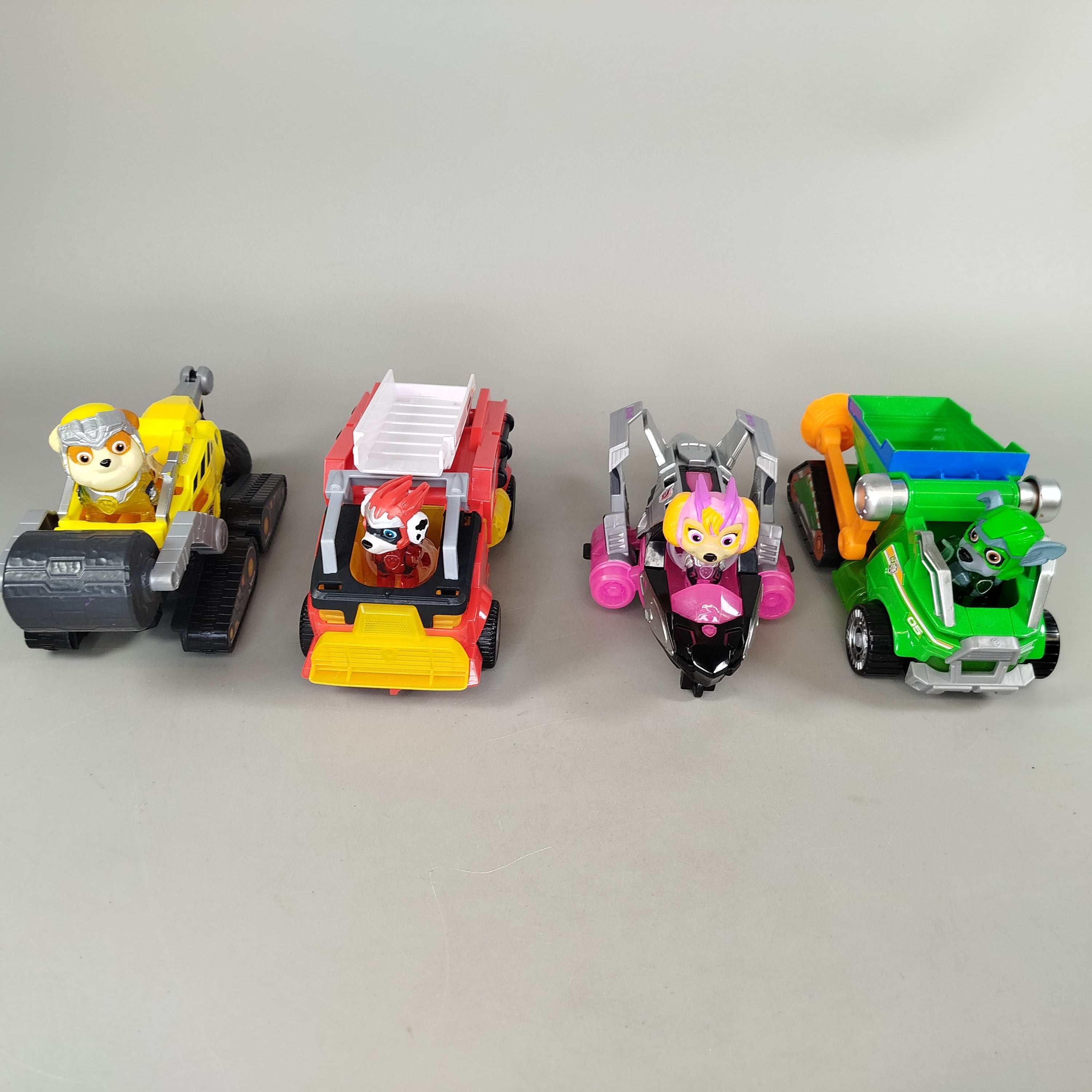 PAW Patrol Fahrzeug-Set – 4 Einsatzfahrzeuge mit Figuren, sehr gut